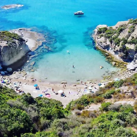 Le Due Torri Appartement *